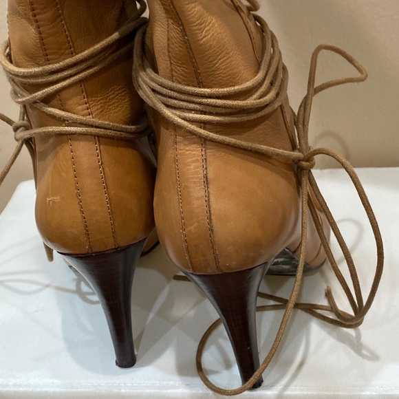 Nine West leather with Rabbit hair fur trim boots. - Picture 11 of 17